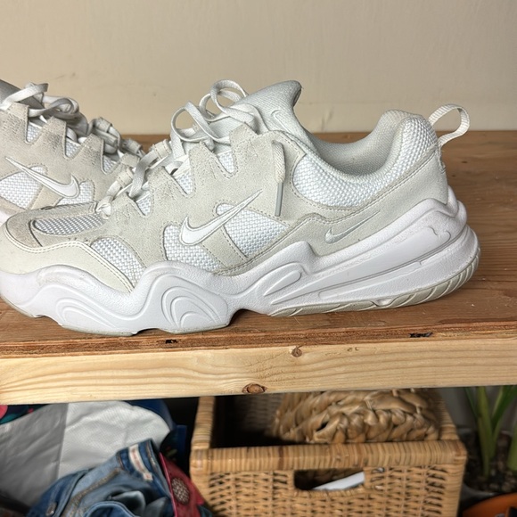 Nike Tech Herra Stone Size 12 USED - Picture 2 of 9